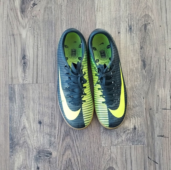 Nike MercurialX Victory VI CR7 IC Men's Indoor, US 8, Seaweed/Volt, 852526-376 - Picture 2 of 6
